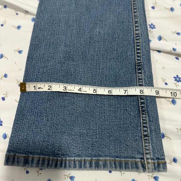 Vintage Levi 519 ‘04 Y2K Low Stretch Flare Jeans Juniors Size 9 JR M Dark Wash. - Picture 6 of 14